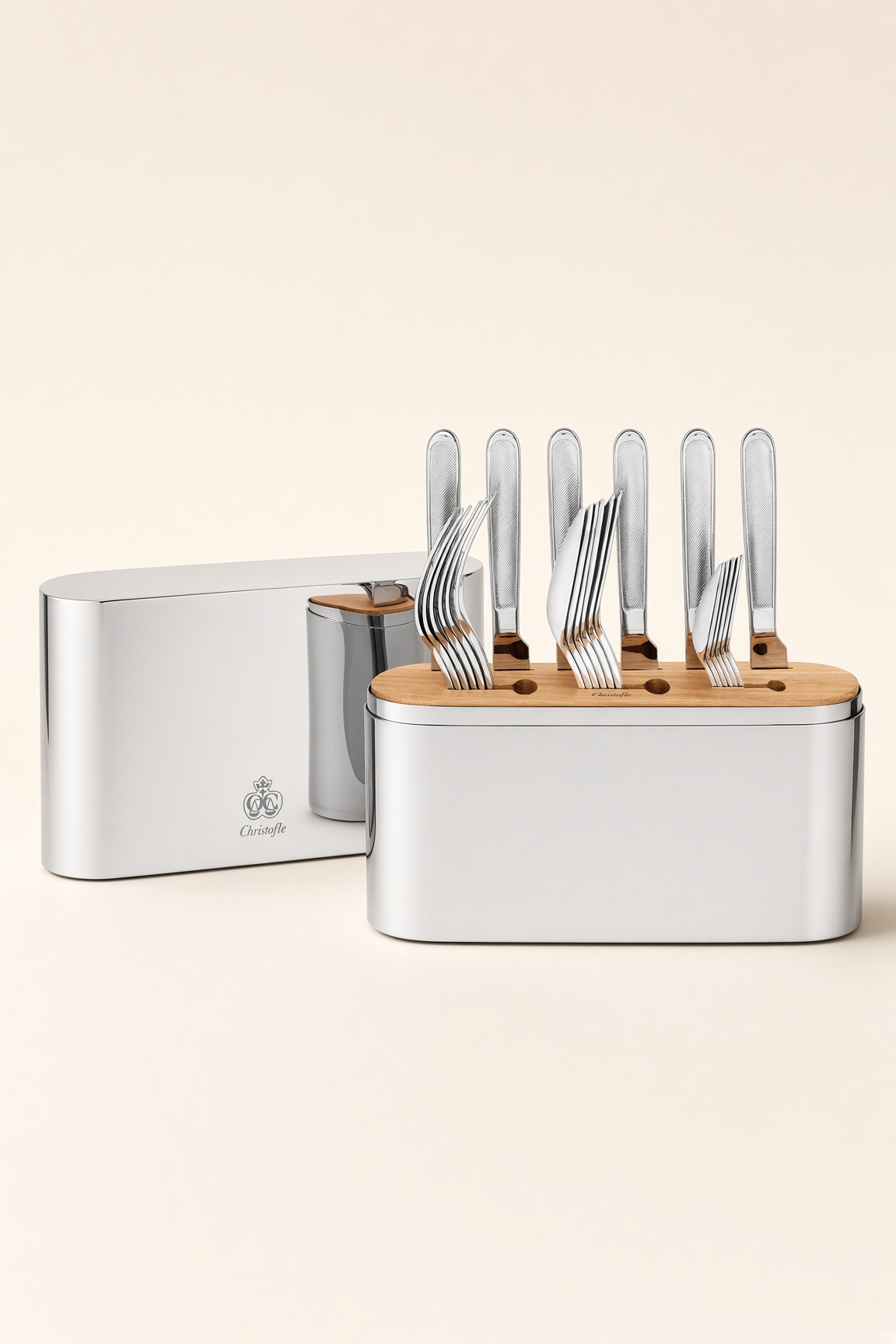 Concorde — Flatware Set with Chest