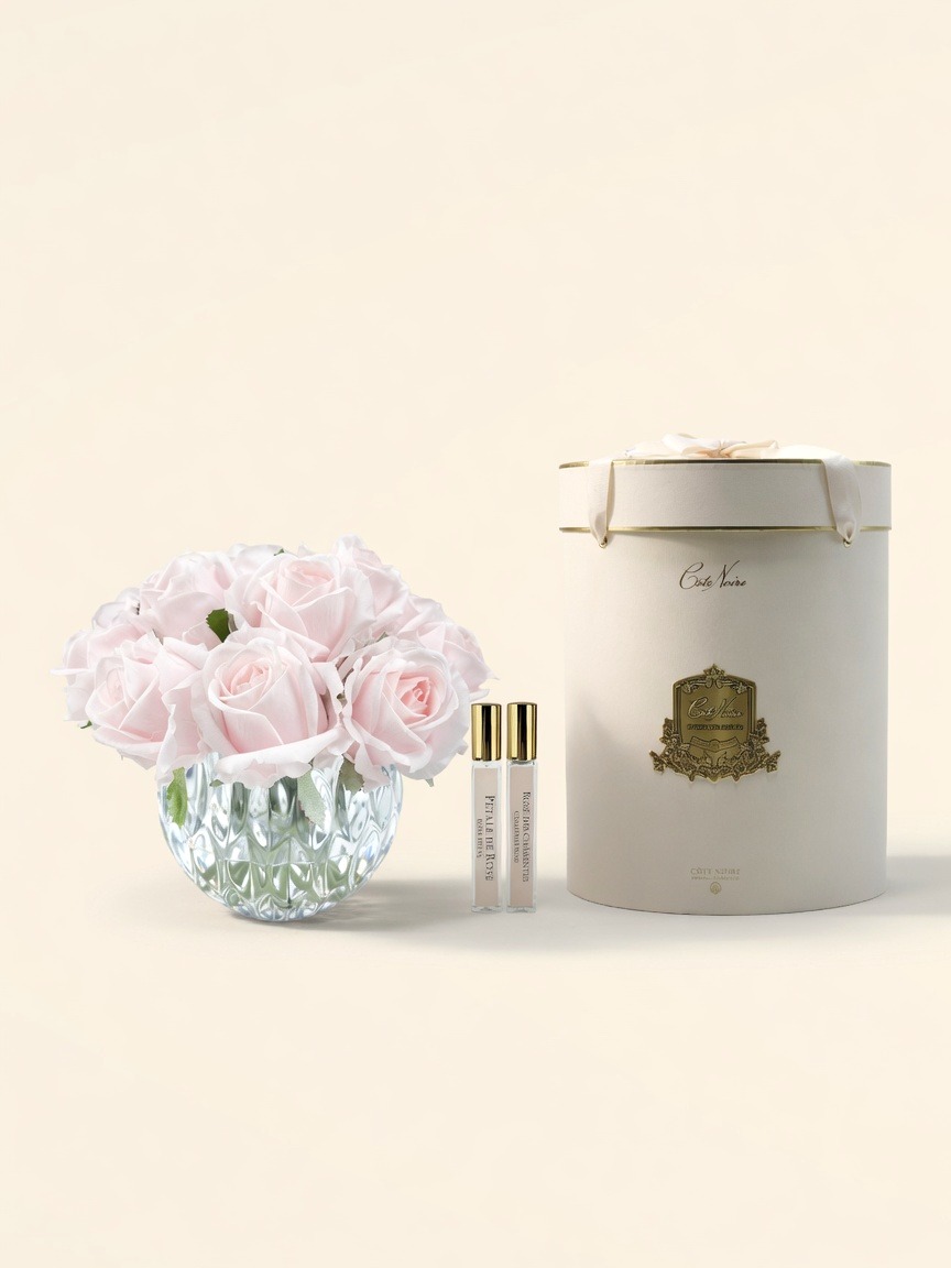 Luxury Round Bouquet — 13 бутонов роз, французский розовый