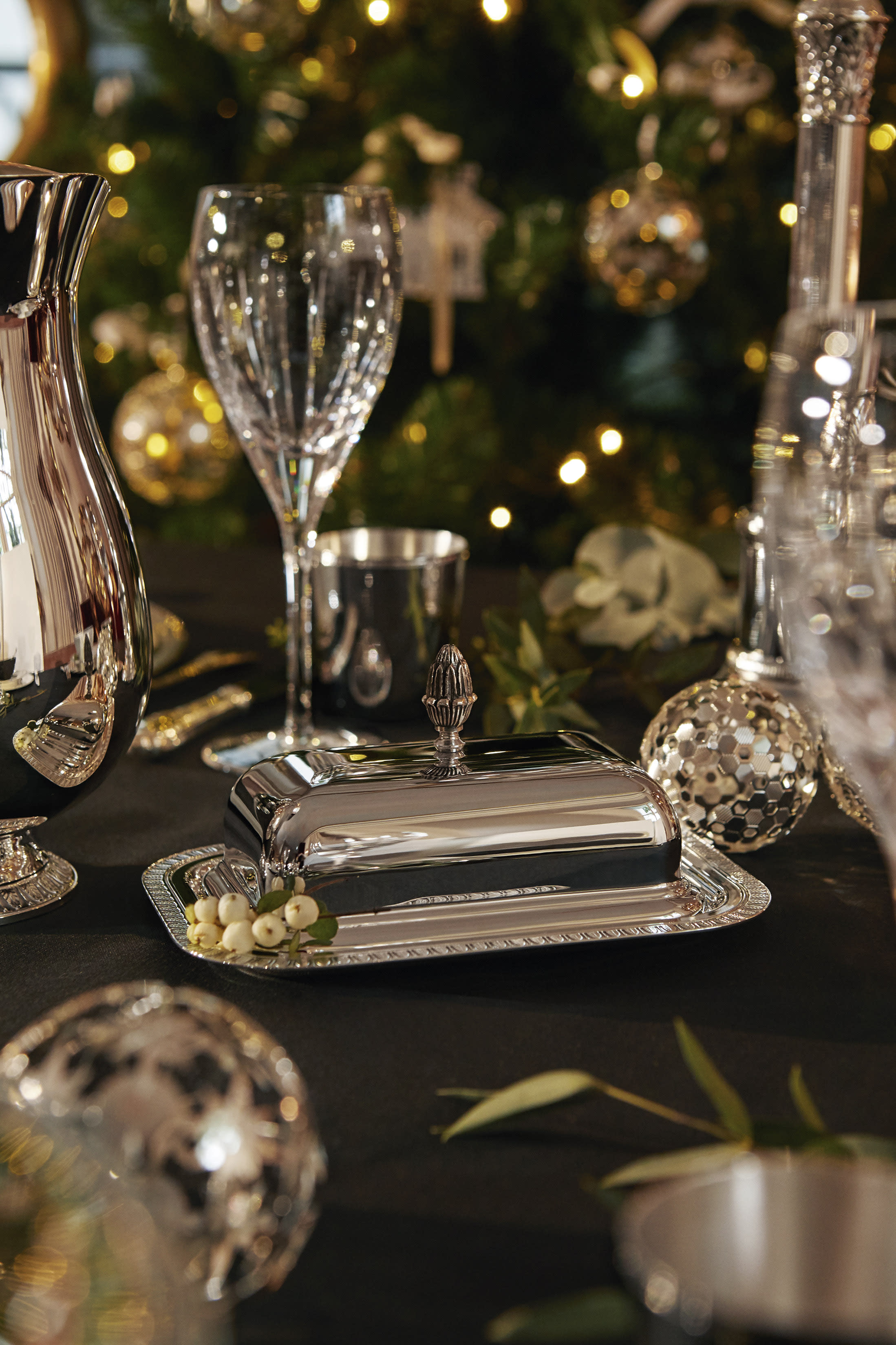 Маслёнка с крышкой и посеребрением — Malmaison 2