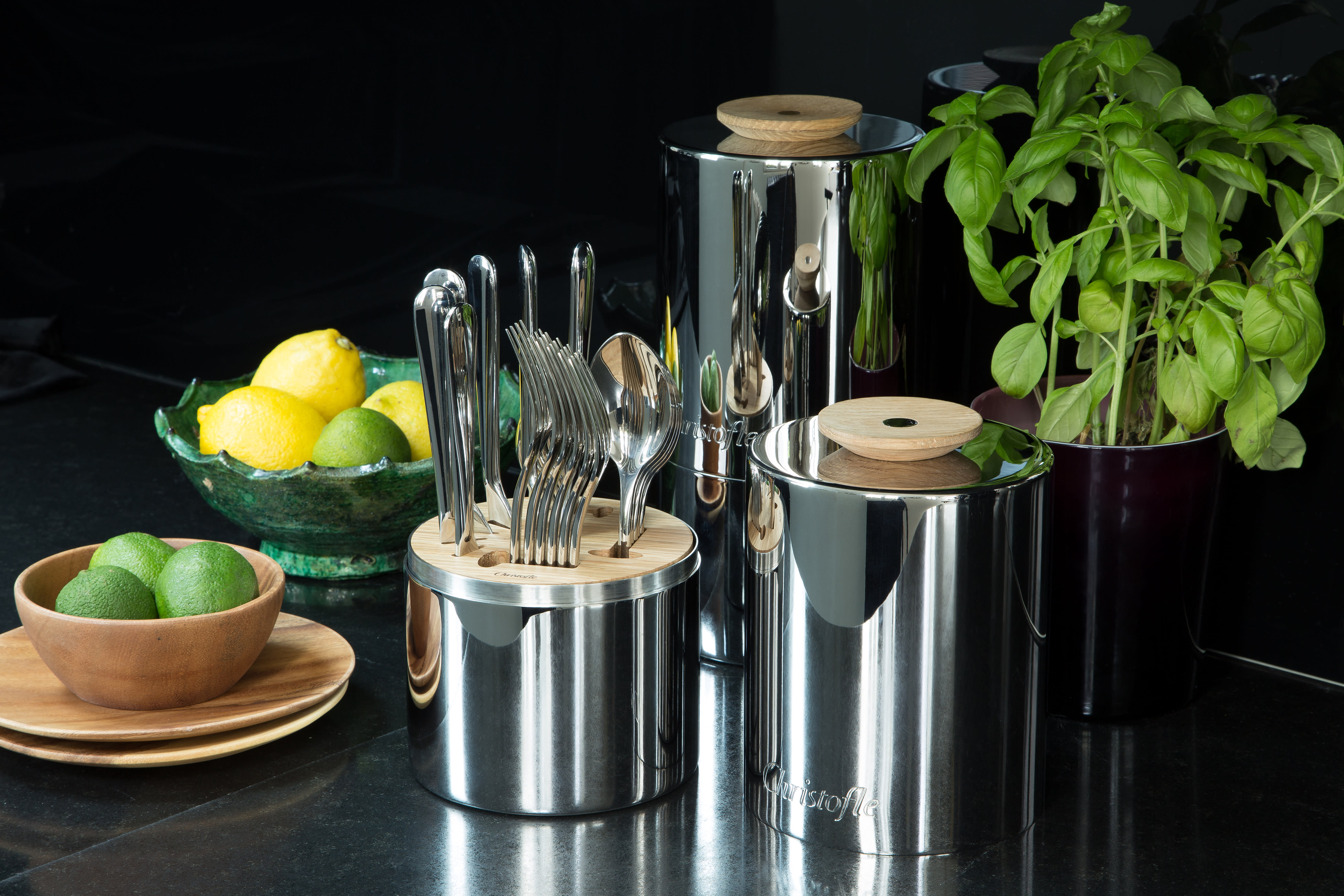 Столовый набор из нержавеющей стали, 24 предмета, с футляром — Essentiel 2