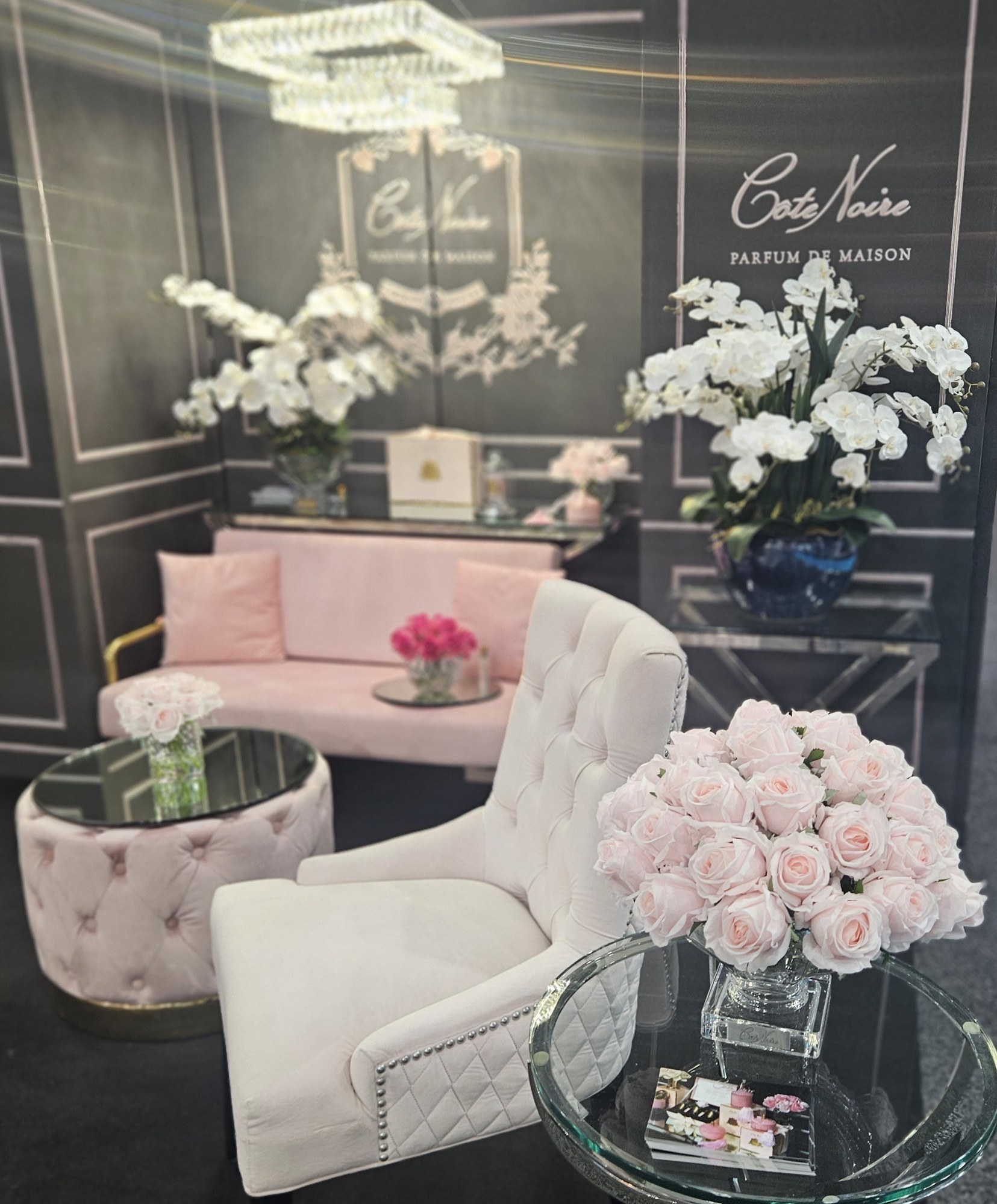 Centrepiece — 37 Rose Buds, French Pink 2