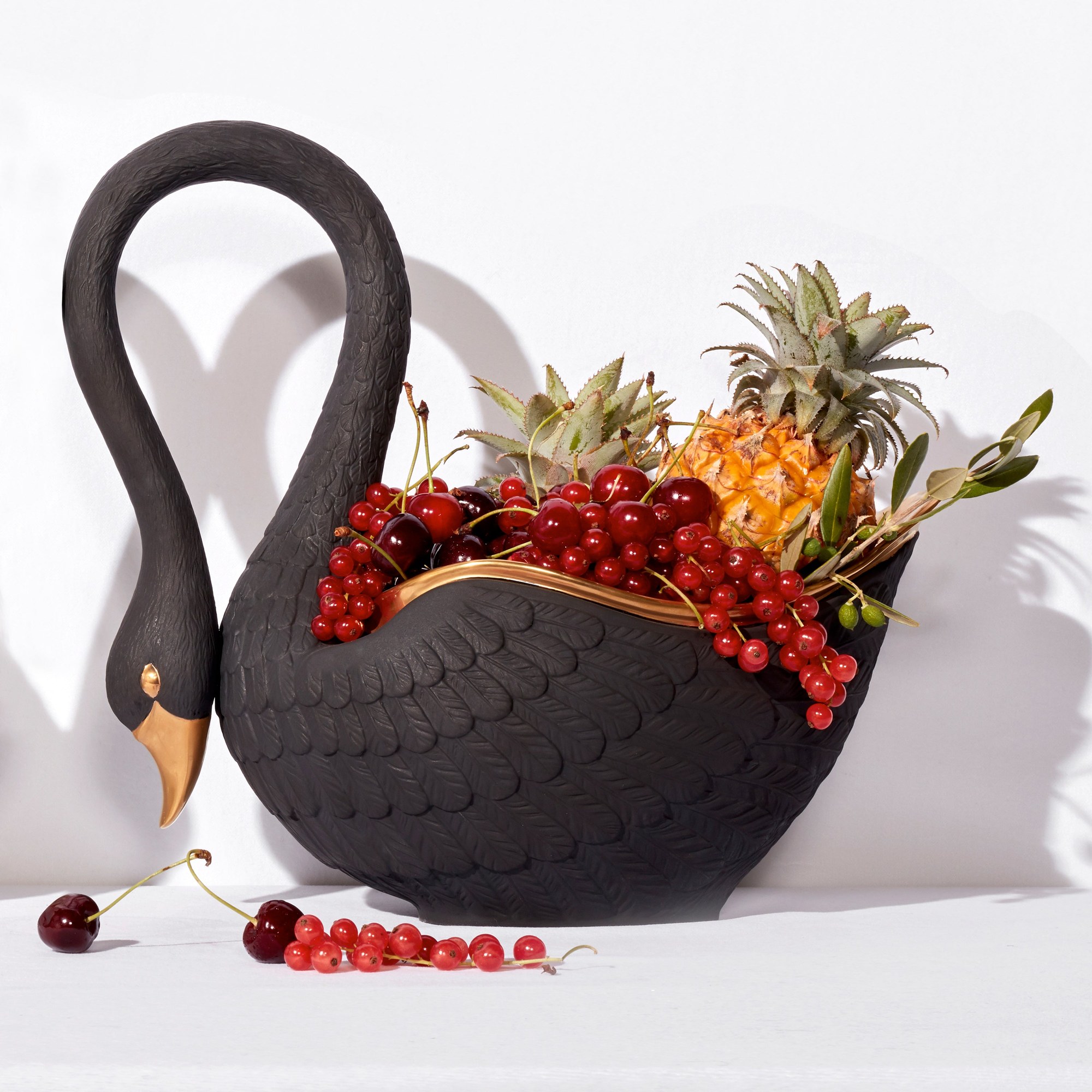 Swan — Large Bowl, Black 2