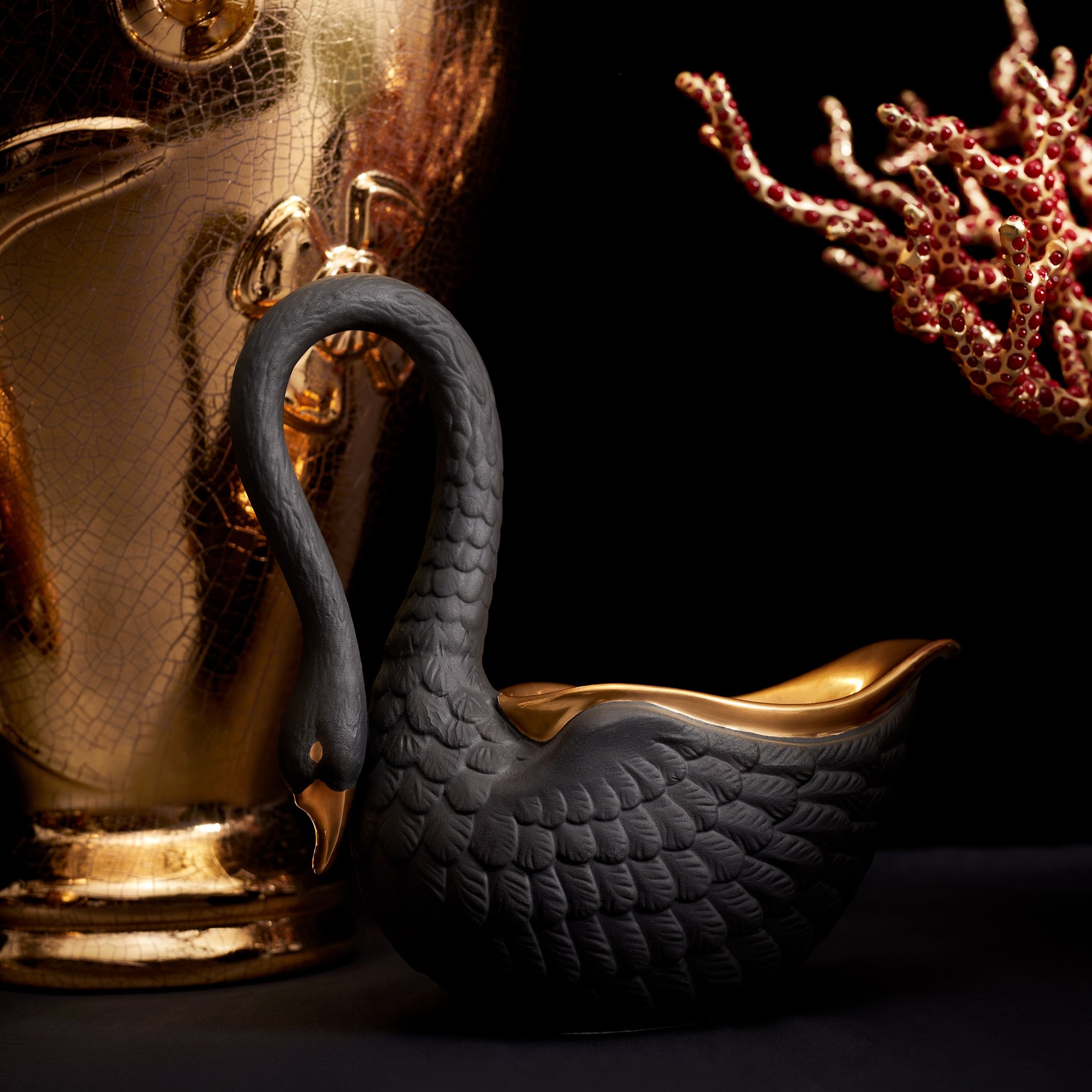 Swan — Medium Bowl, Black 2