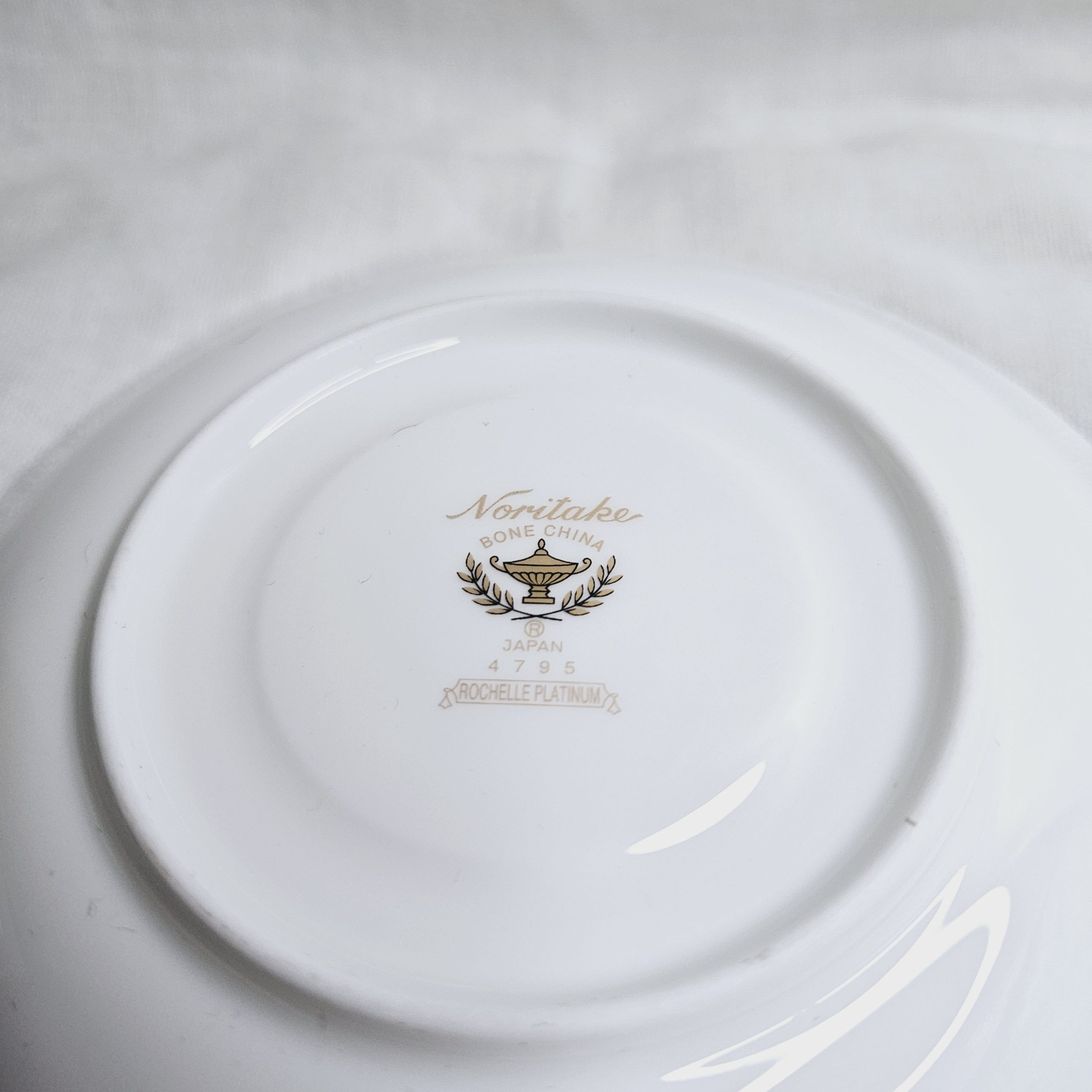 Rochelle Platinum Dinner Set for One – 5 pcs by Noritake. 2