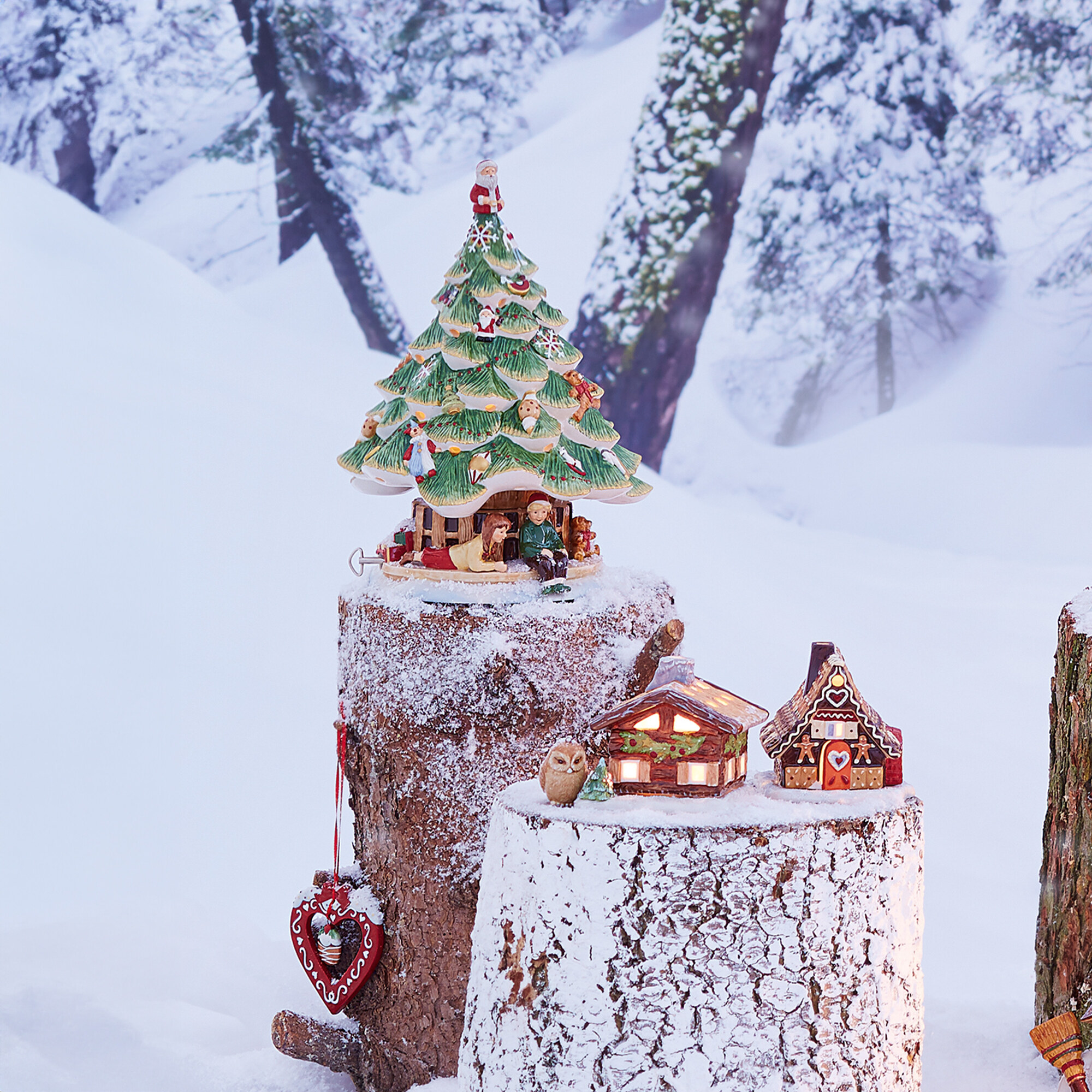 Christmas Toys — музыкальная шкатулка «Ёлка с детьми» 3