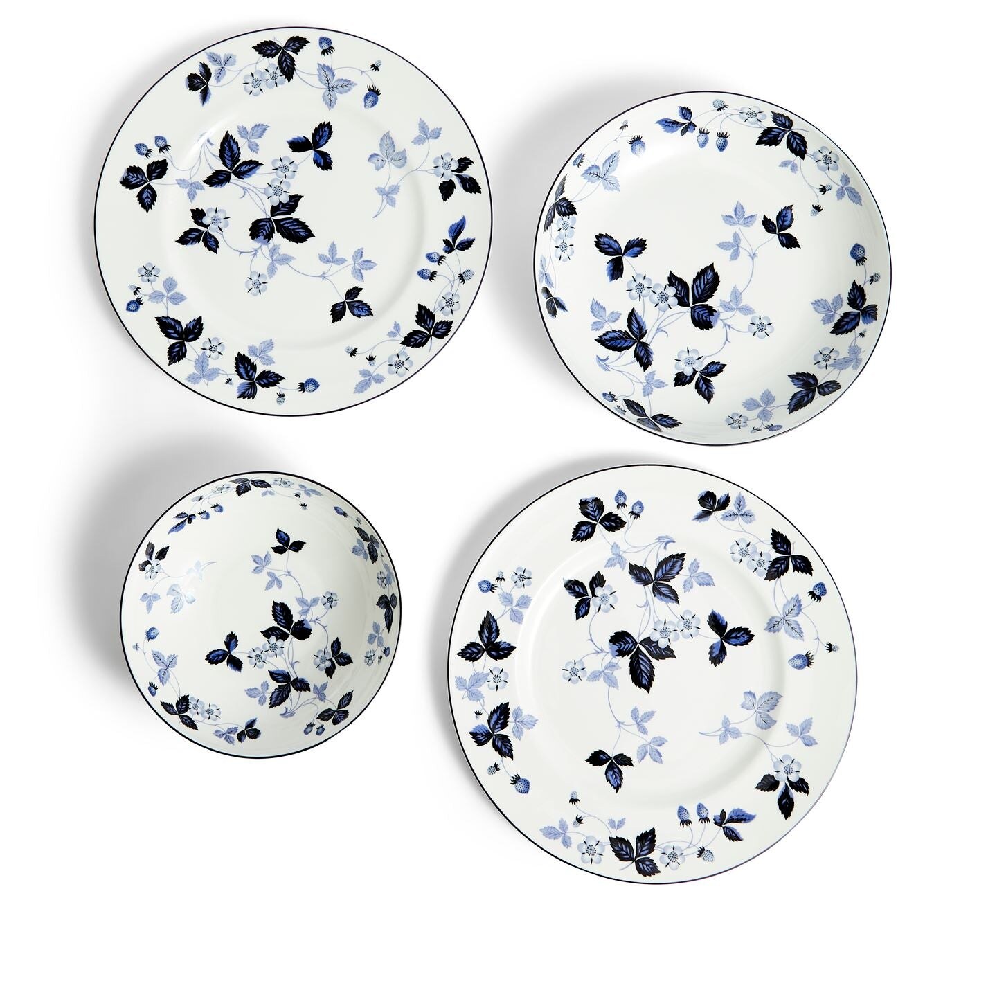 Wild Strawberry Inky Blue — столовый набор на 8 предметов 2